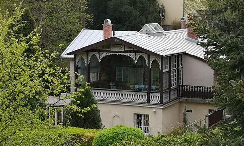 A piece if Switzerland - Walk on Sváb Hill with GreenWallks Budapest