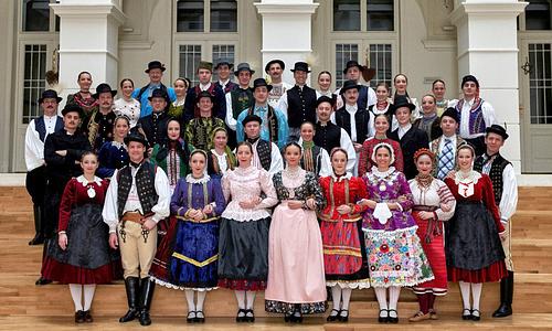 Magyar Állami Népi Együttes - Múlhatatlan idő