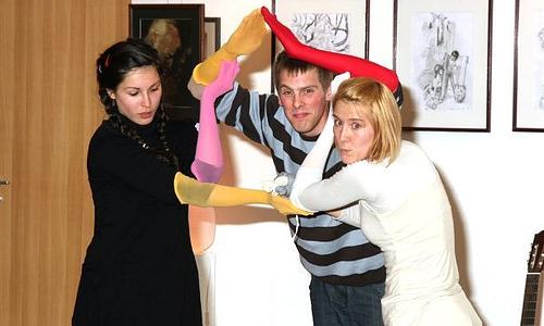 MOST PLUSZ - Kezeslábas (babaszínház)