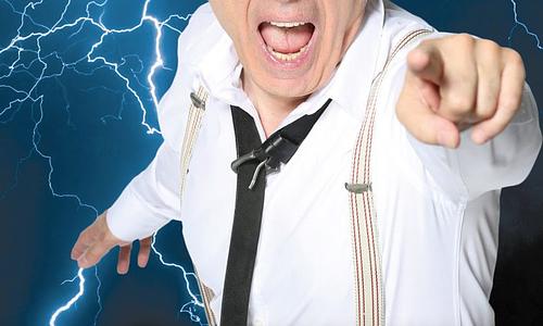 ŐRÜLTEK HAZA! DOLÁK-SALY RÓBERT ÖNÁLLÓ SZÍNHÁZI ELŐADÁSA